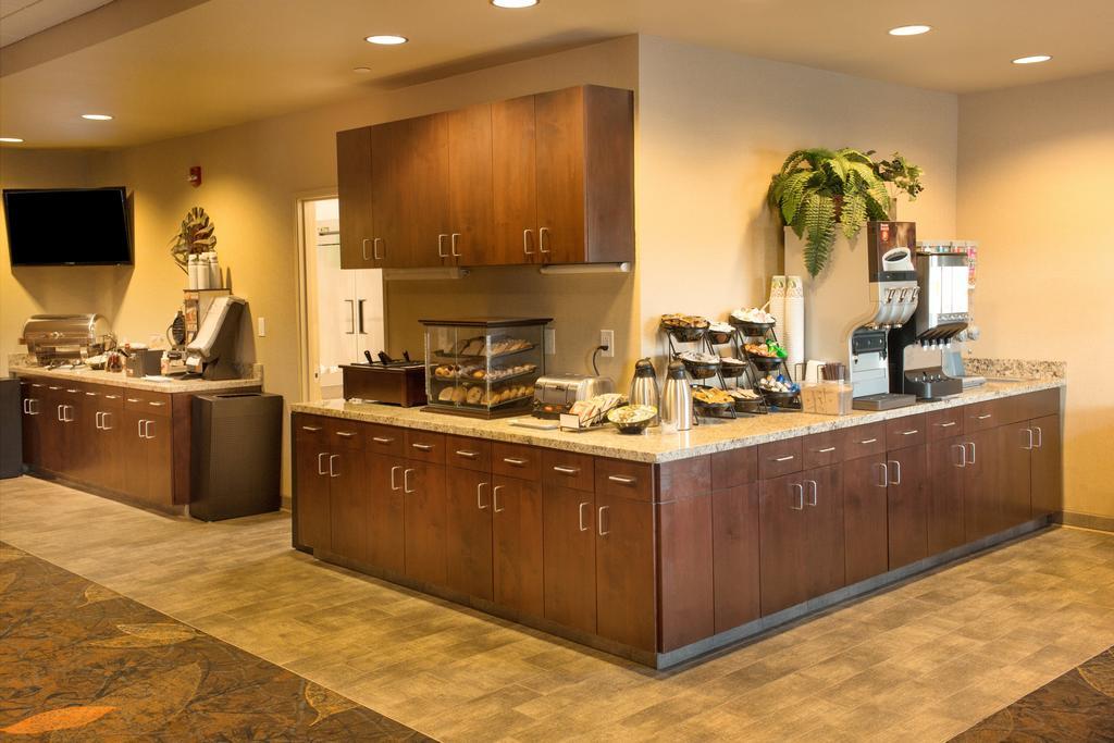 Little Missouri Inn & Suites New Town Exterior photo